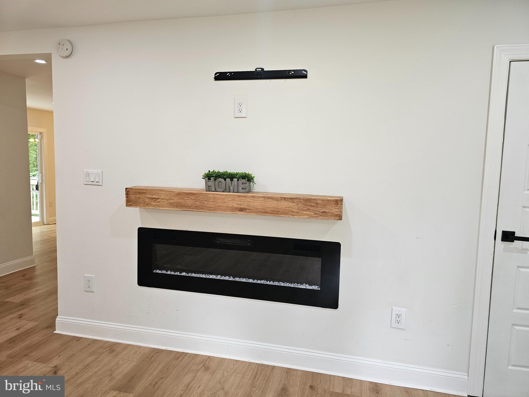 STONEHOUSE WOODED ESTATES - Residential Lease