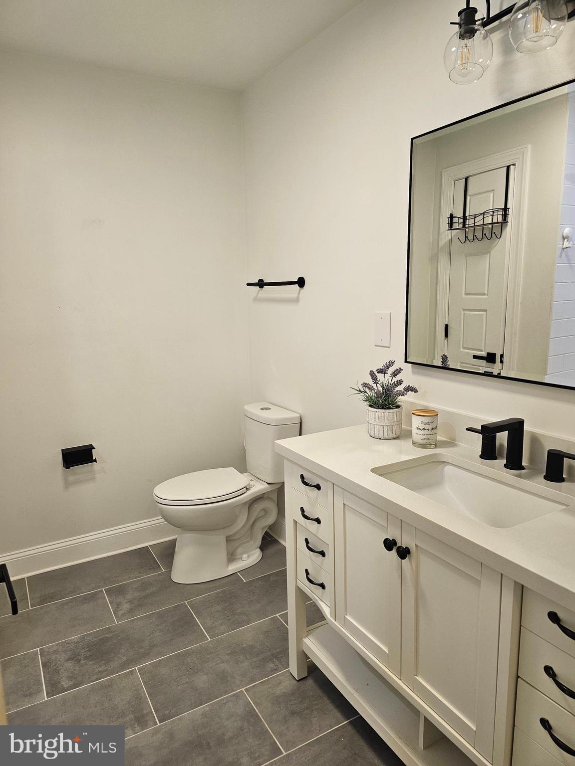 STONEHOUSE WOODED ESTATES - Residential Lease