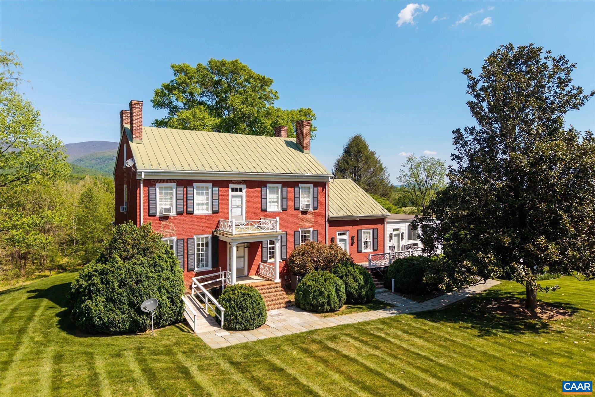 1268 GLENTHORNE LOOP