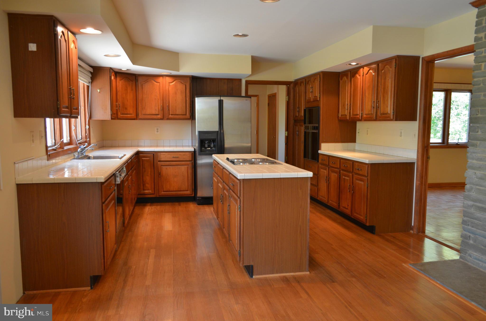 COVE CREEK CLUB - Residential