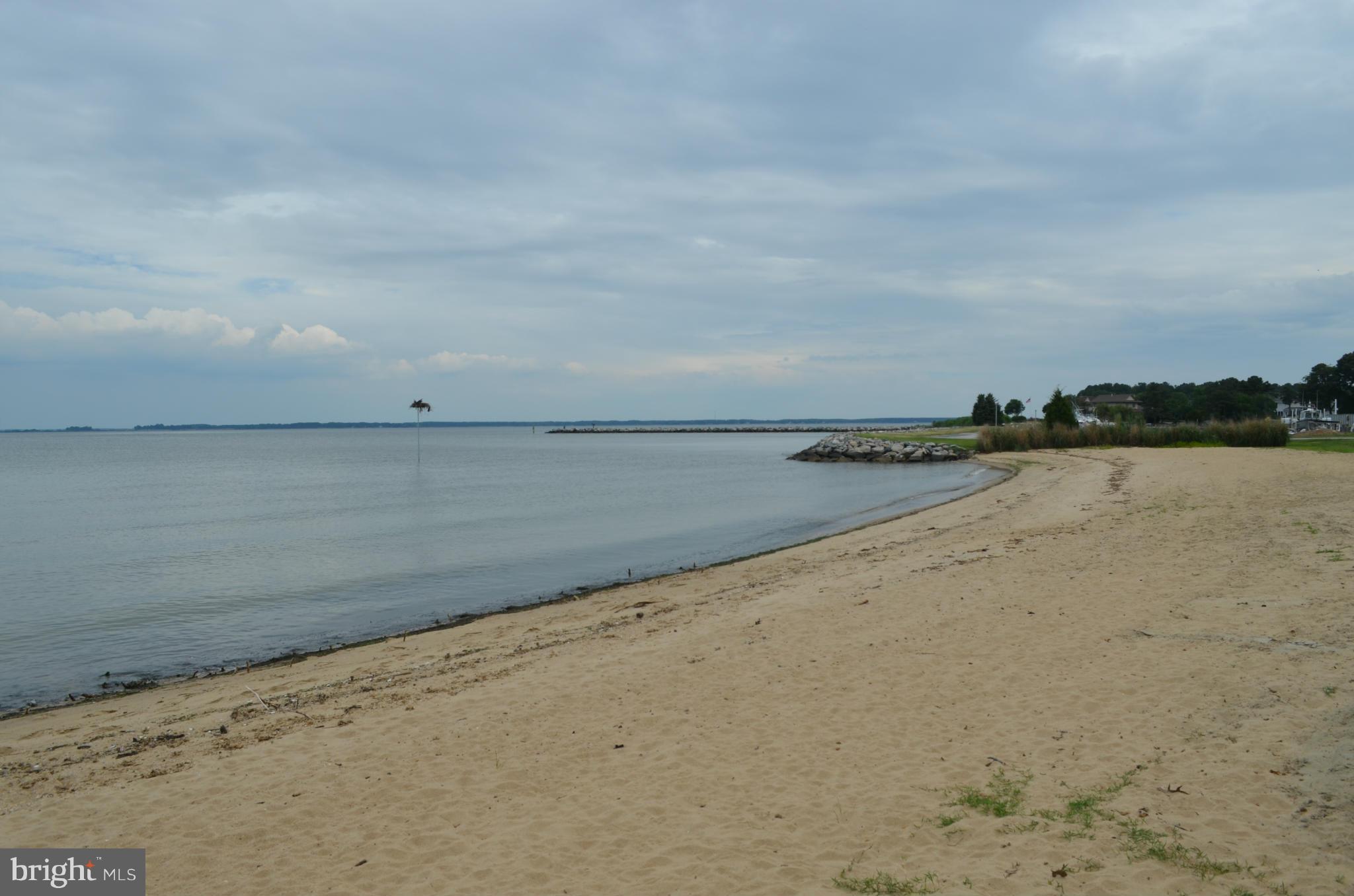 COVE CREEK CLUB - Residential