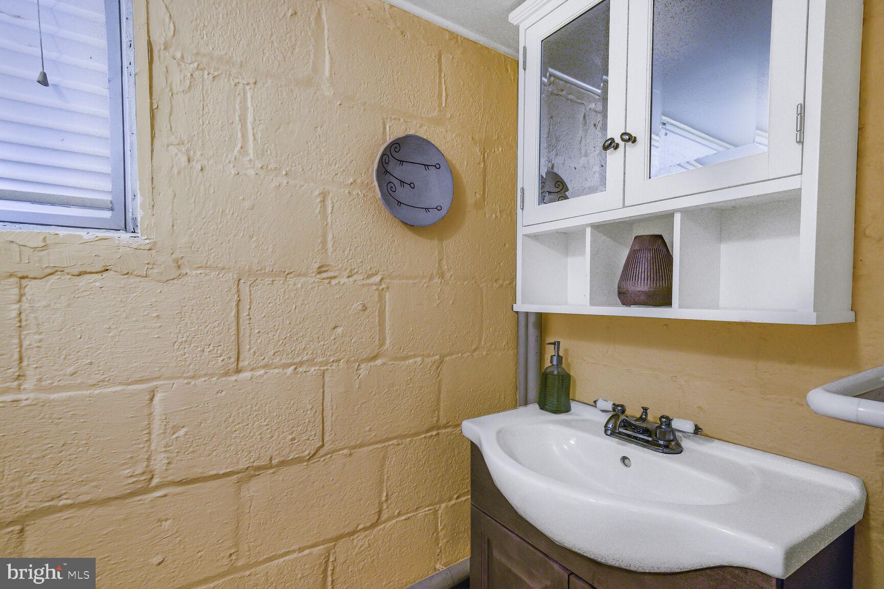 ROSEDALE PARK - Residential