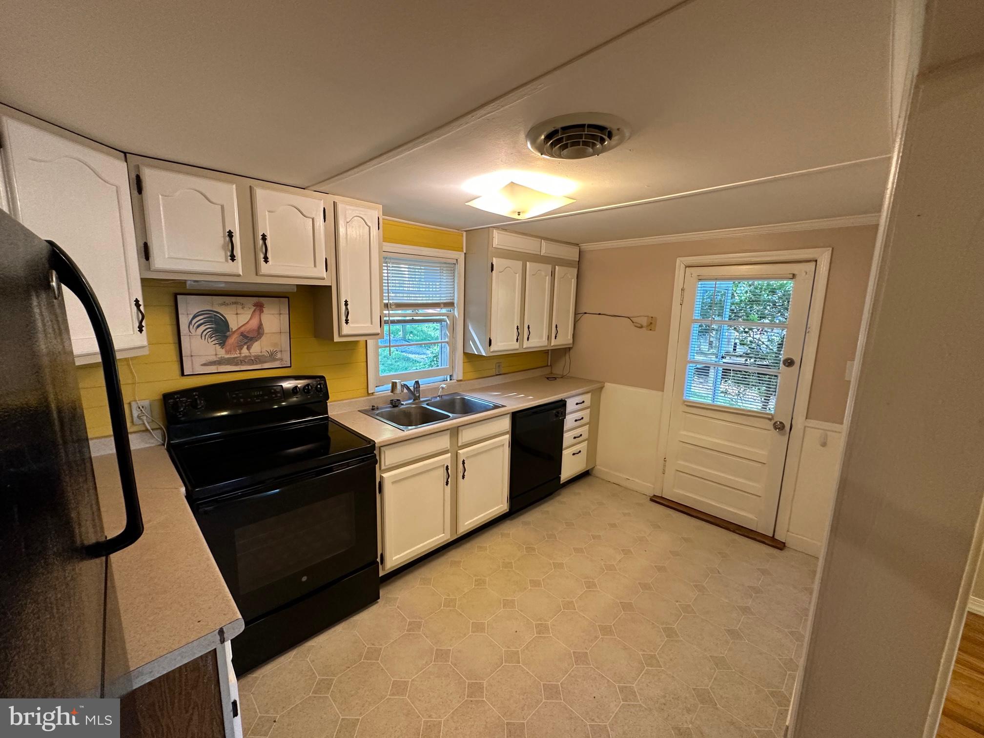 POTOMAC VIEW - Residential Lease