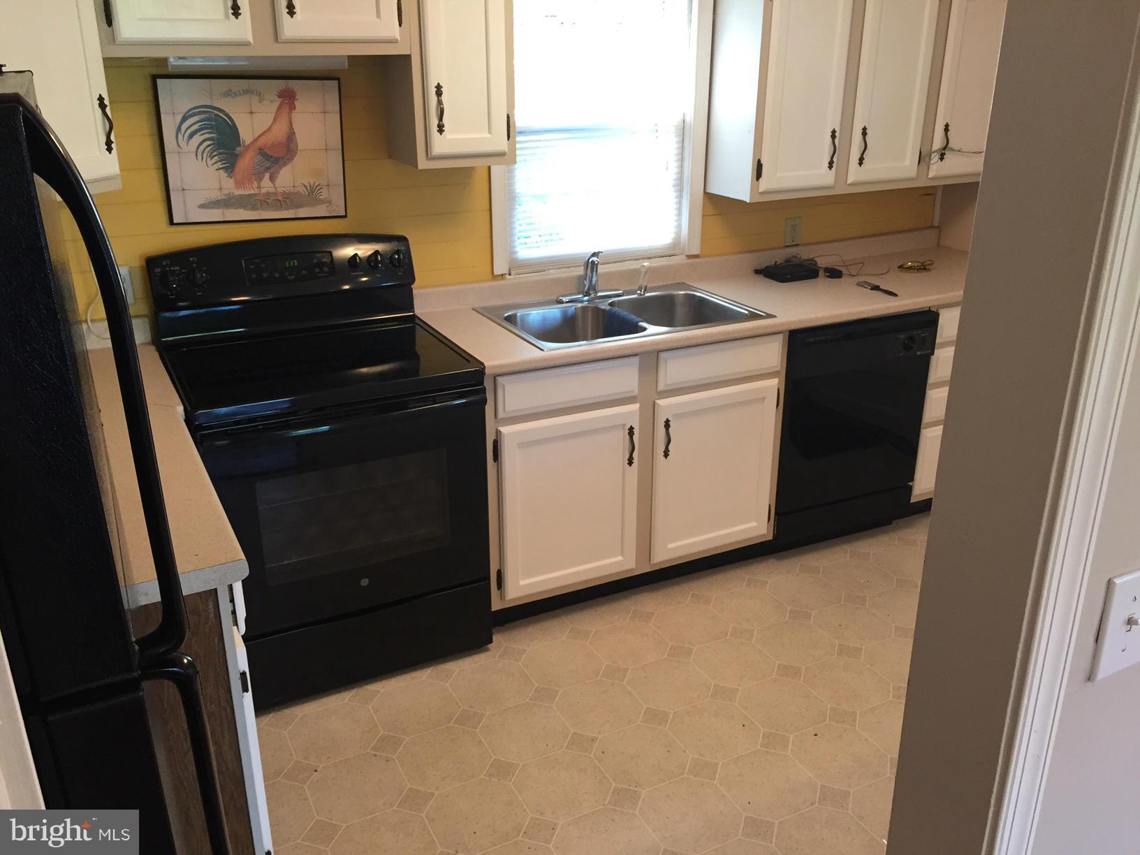 POTOMAC VIEW - Residential Lease