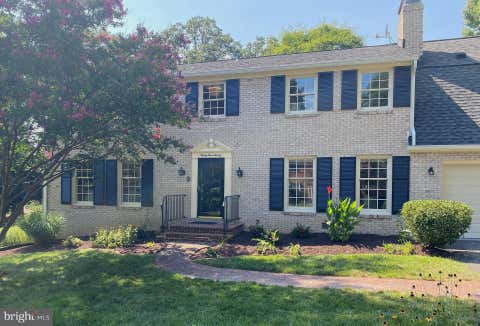 Photo of 9320 Fairfax Street, ALEXANDRIA, VA 22309 (MLS # VAFX2336458)