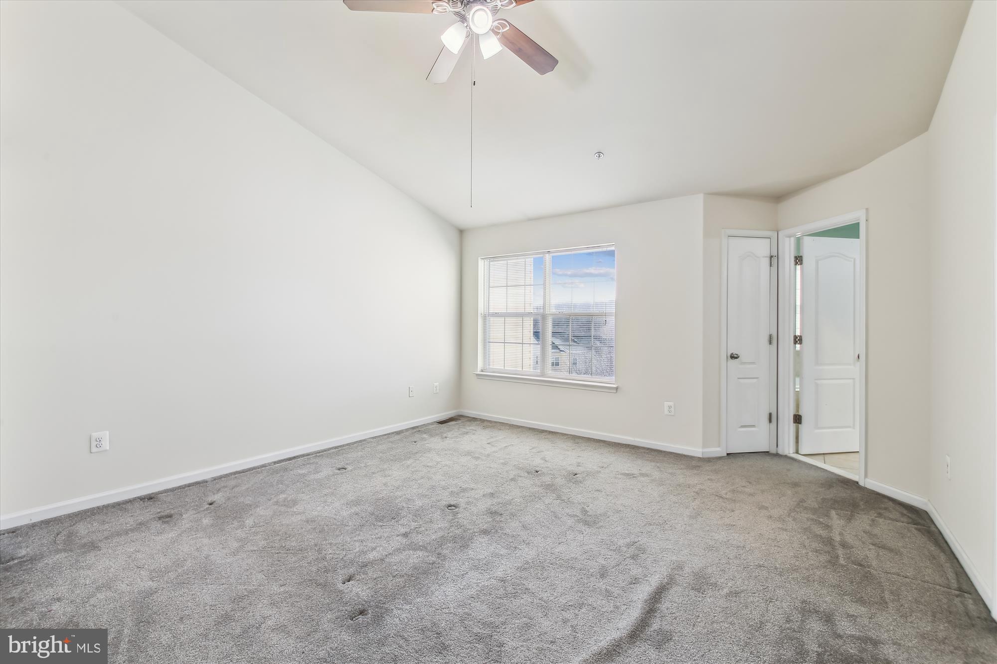 HIGHLAND FARMS - Residential Lease