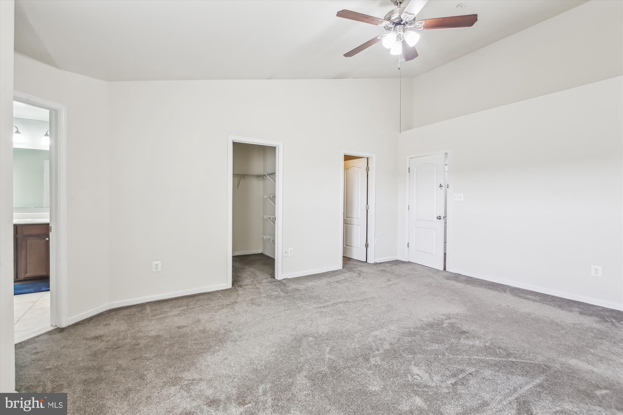 HIGHLAND FARMS - Residential Lease