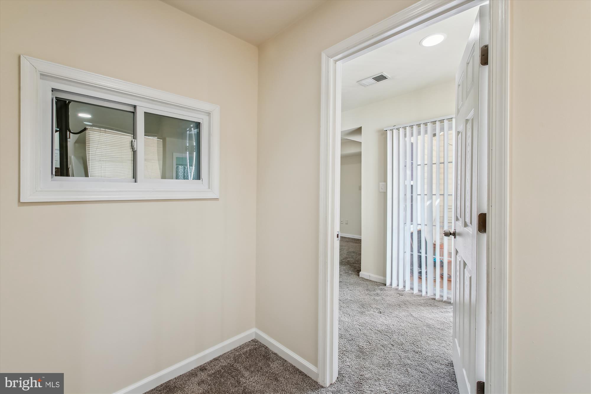 HIGHLAND FARMS - Residential Lease