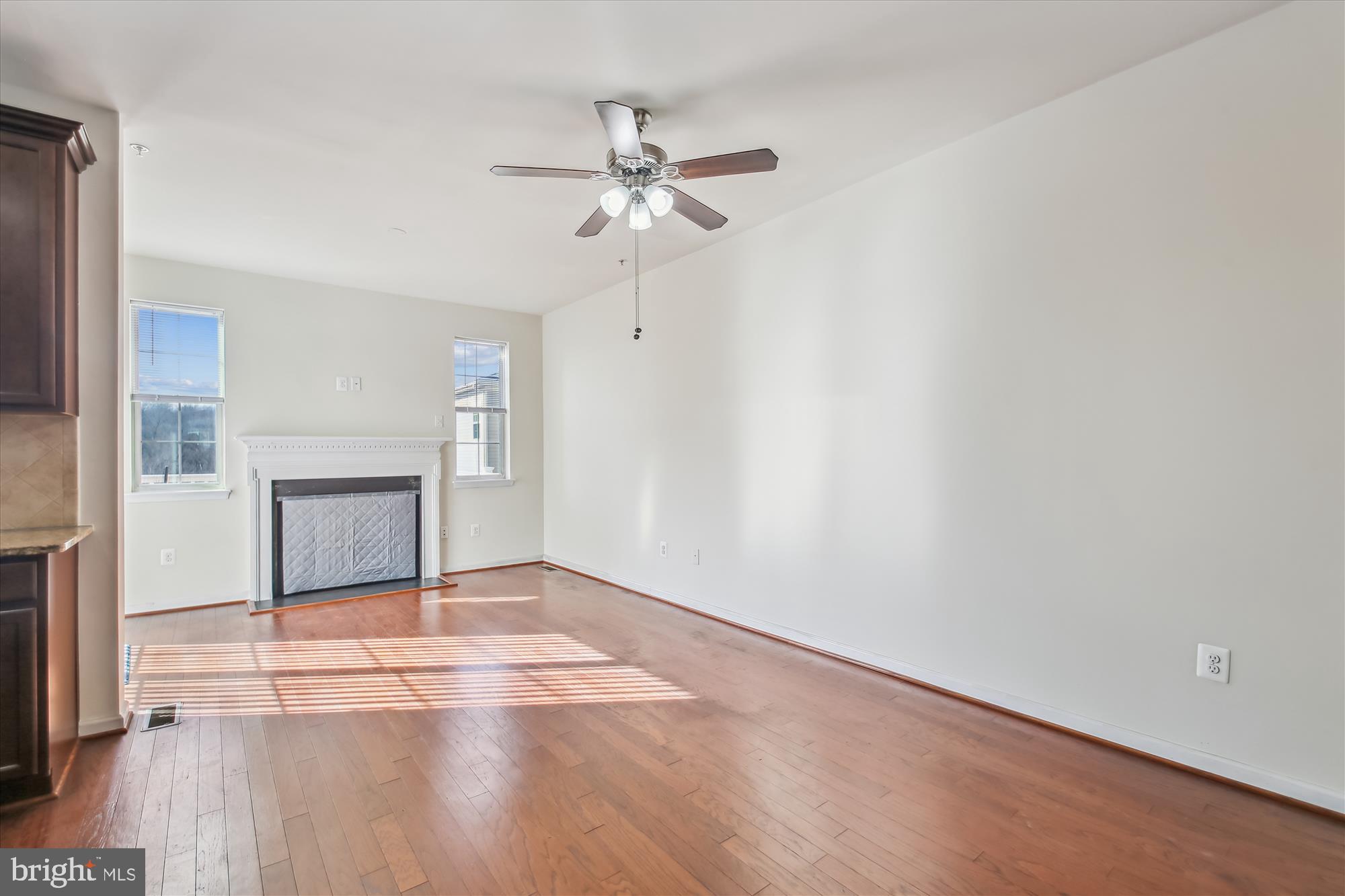 HIGHLAND FARMS - Residential Lease