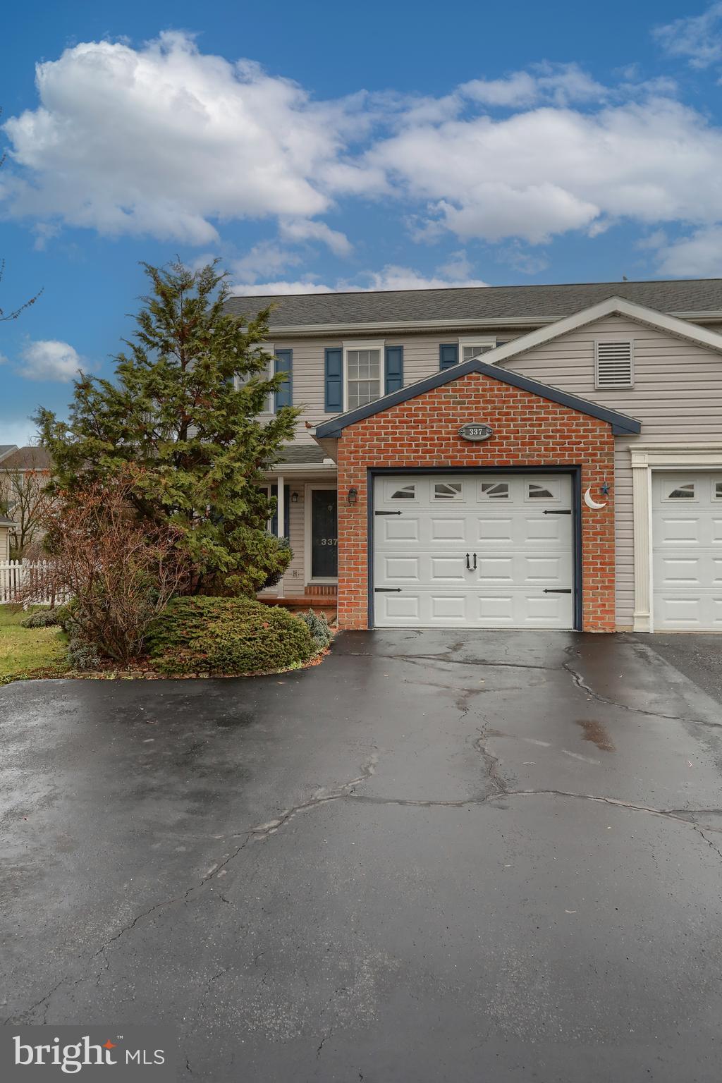 LIGHTHOUSE HARBOR - Residential