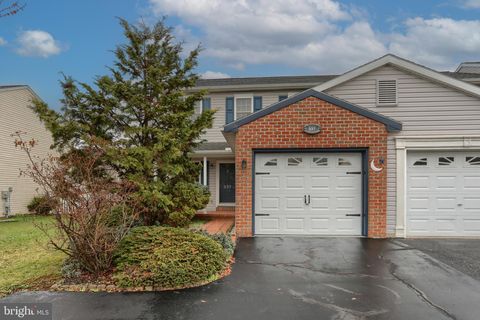 Townhouse For Sale - 337 Lighthouse Dr Dr<br/> JONESTOWN, PA 17038