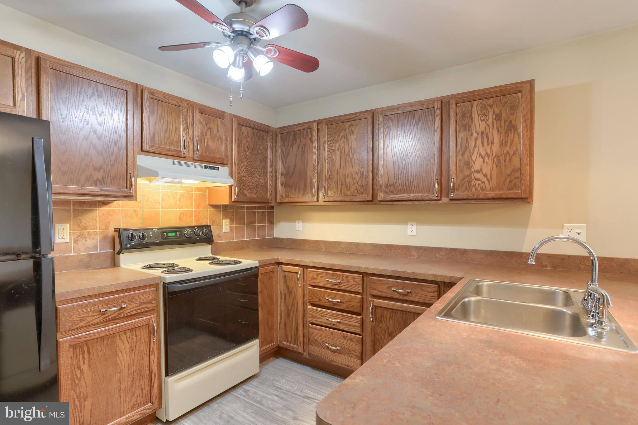 LIGHTHOUSE HARBOR - Residential