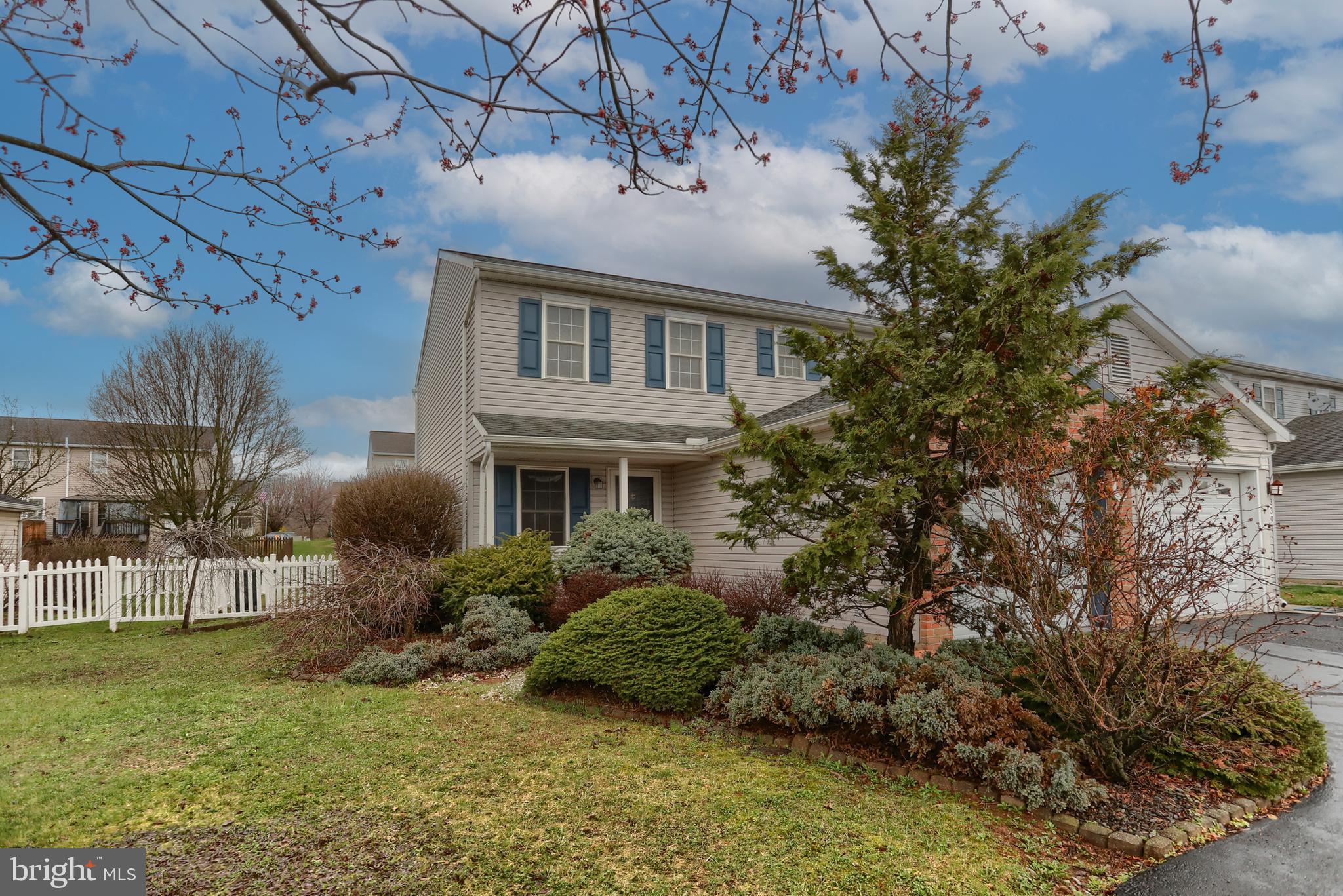 LIGHTHOUSE HARBOR - Residential