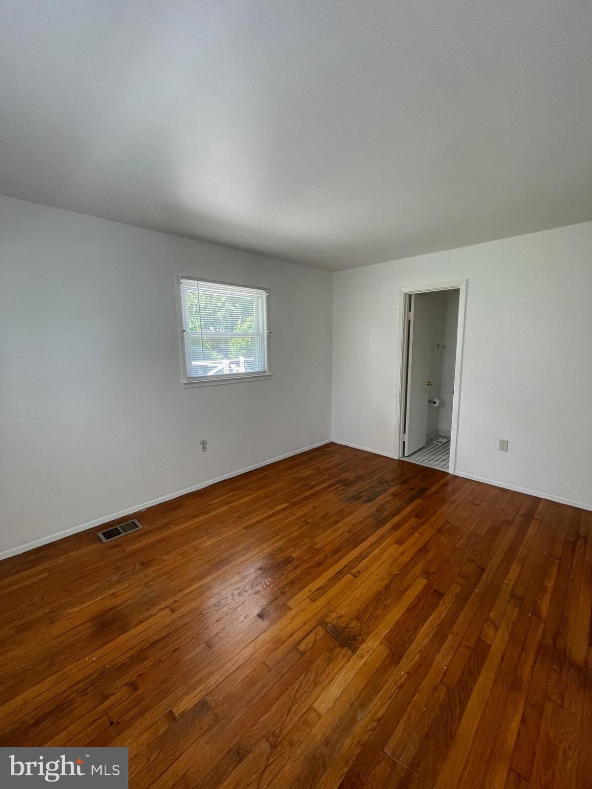 MARLBORO MEADOWS - Residential