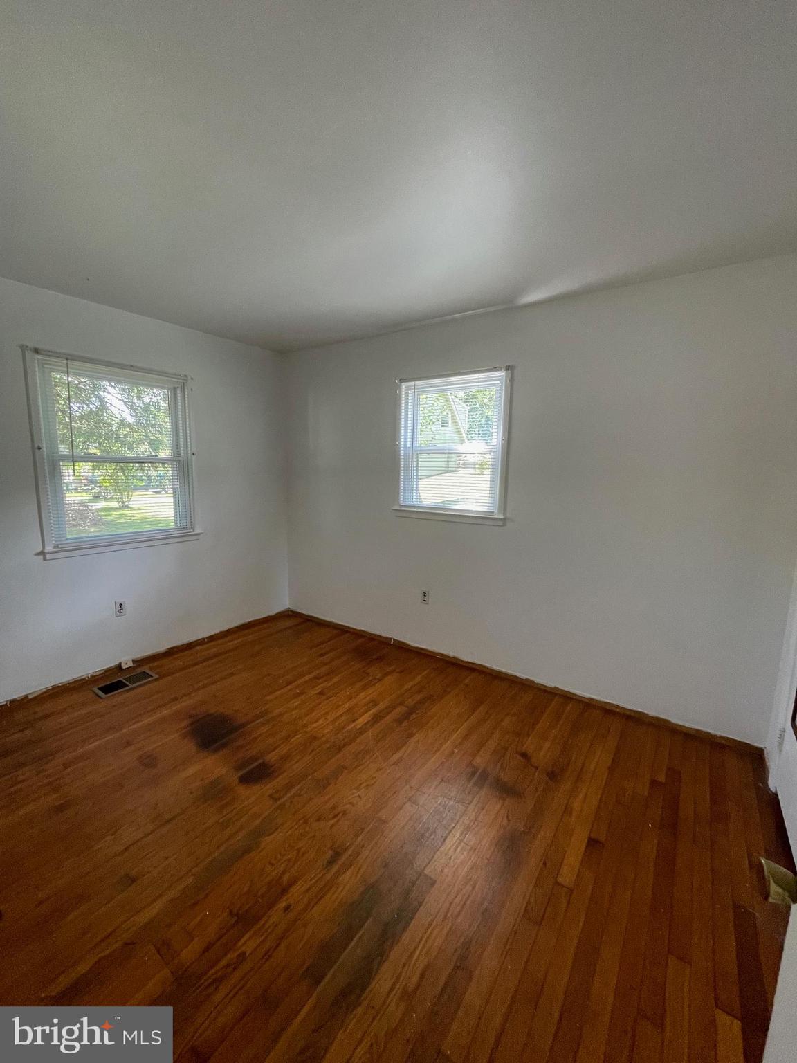 MARLBORO MEADOWS - Residential