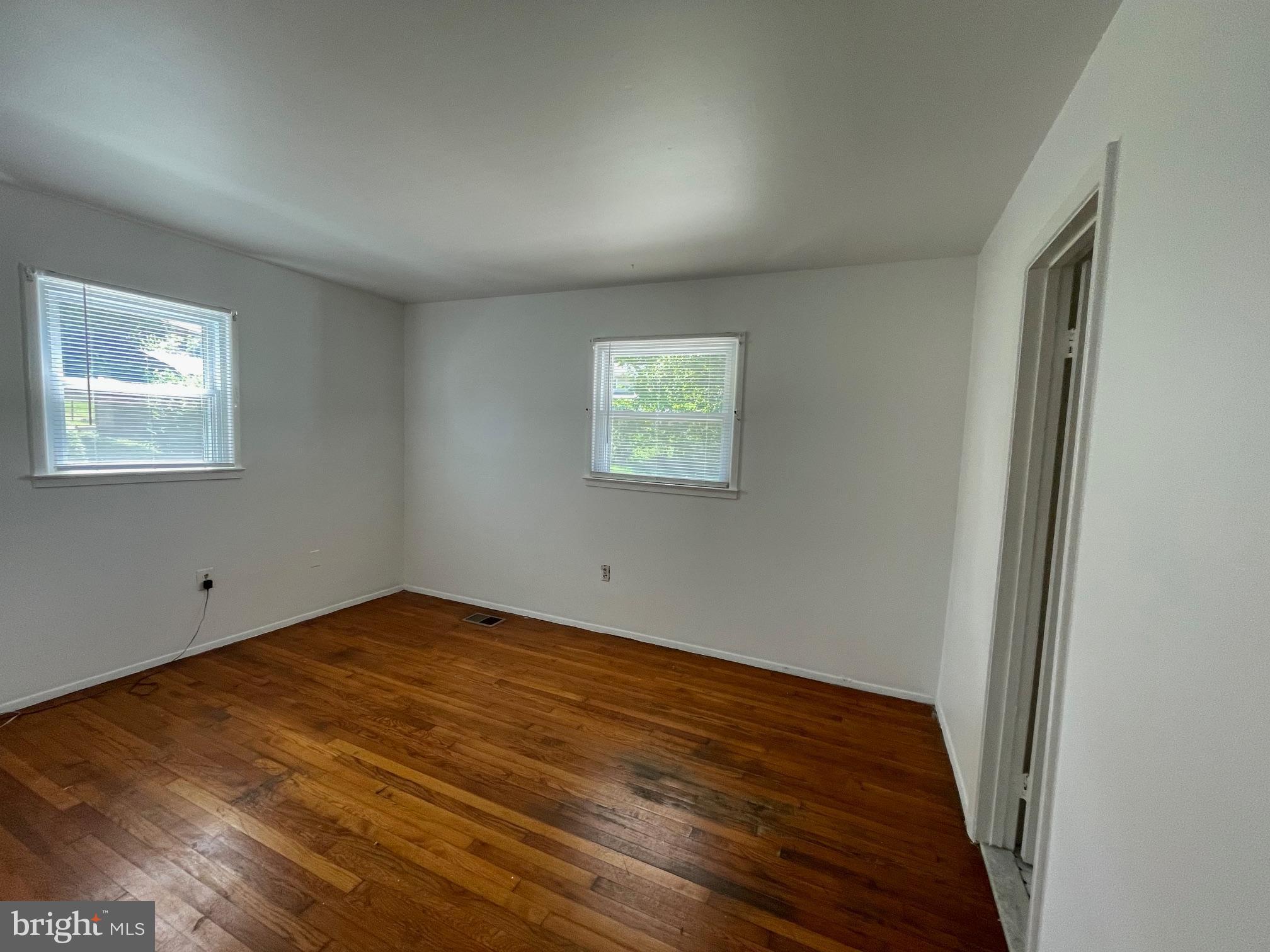 MARLBORO MEADOWS - Residential