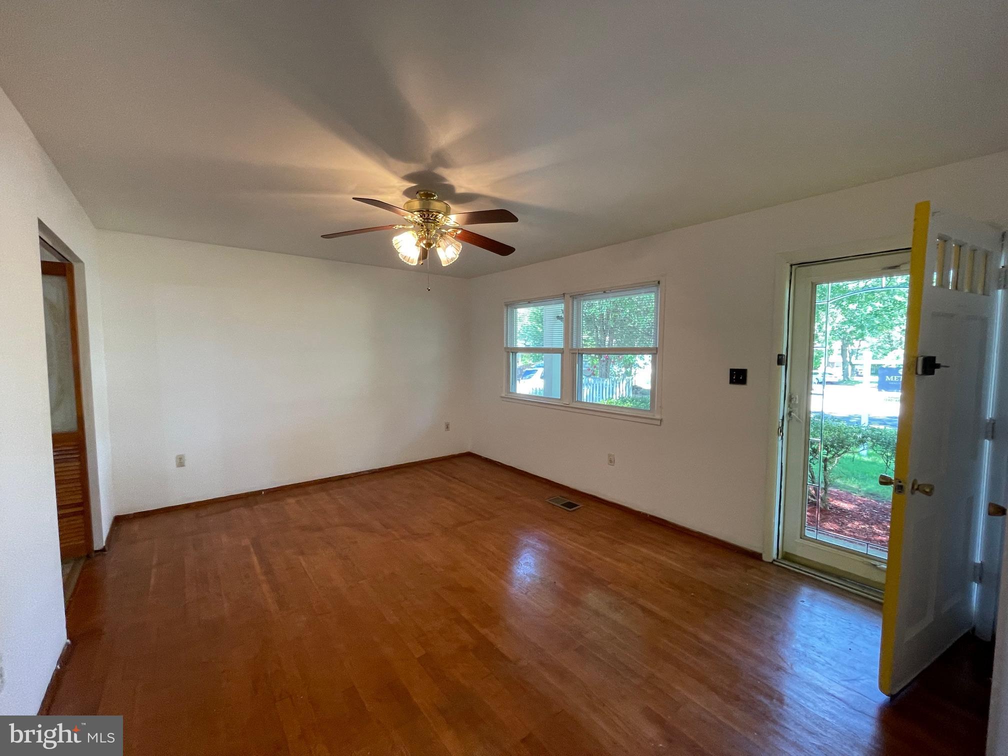 MARLBORO MEADOWS - Residential