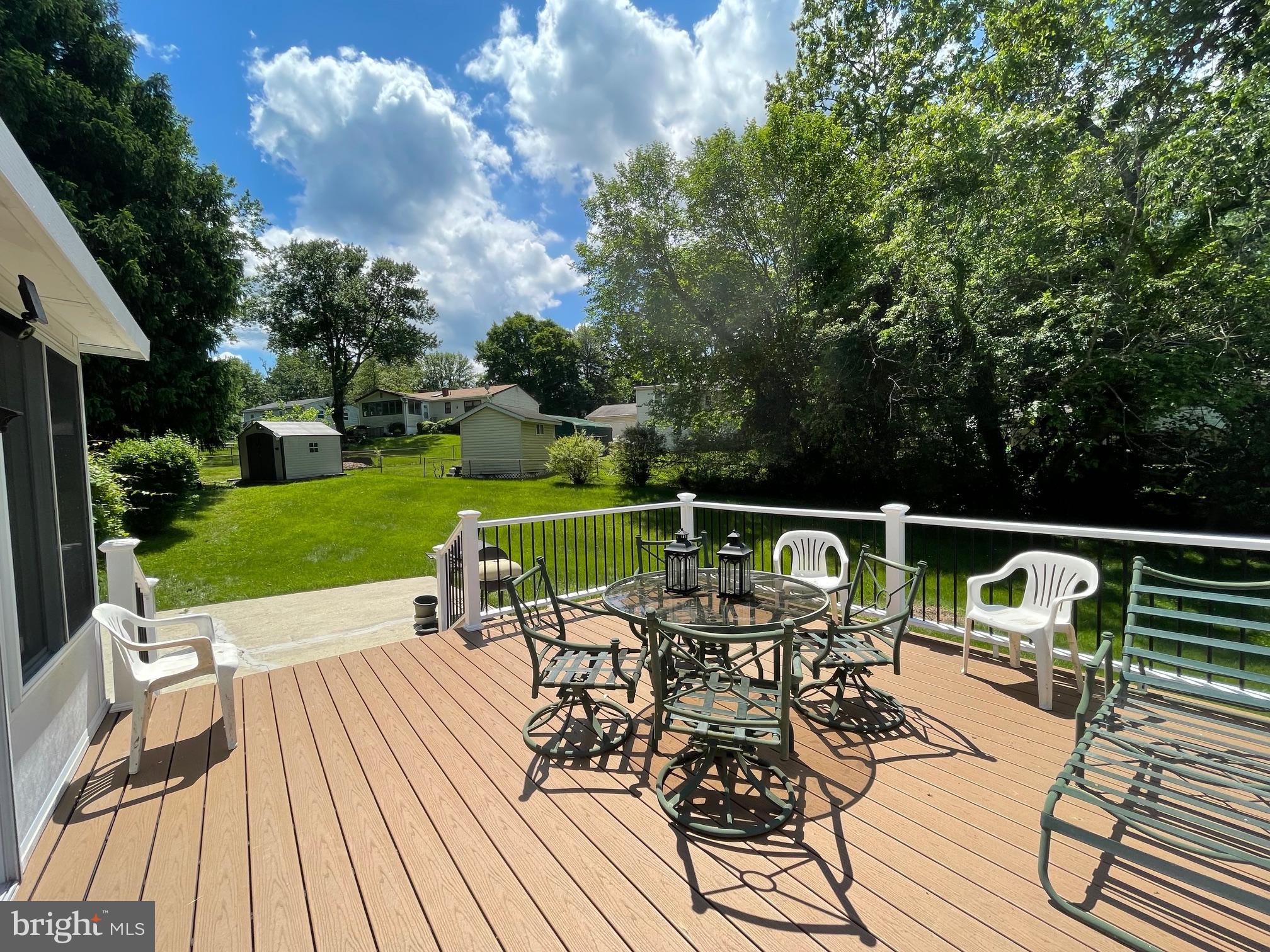 MARLBORO MEADOWS - Residential