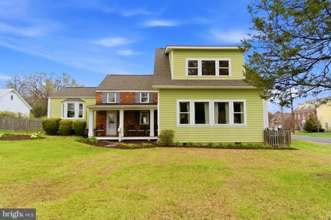 Homes For Sale - 720 Park Avenue<br/> HERNDON, VA 20170