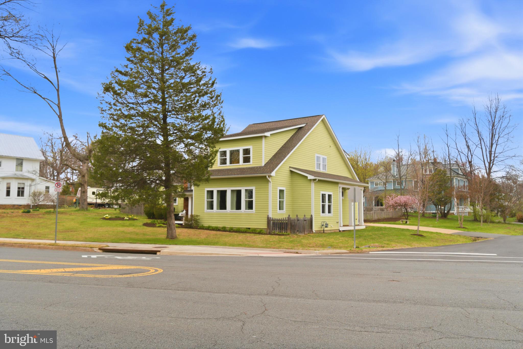 VAN VLECKS - Residential