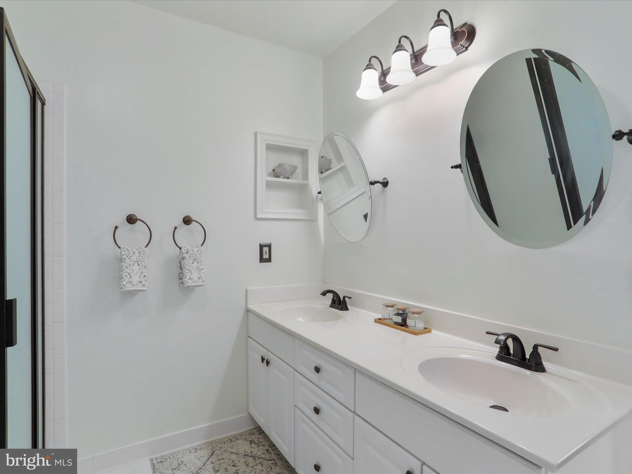 WORMANS MILL - Residential