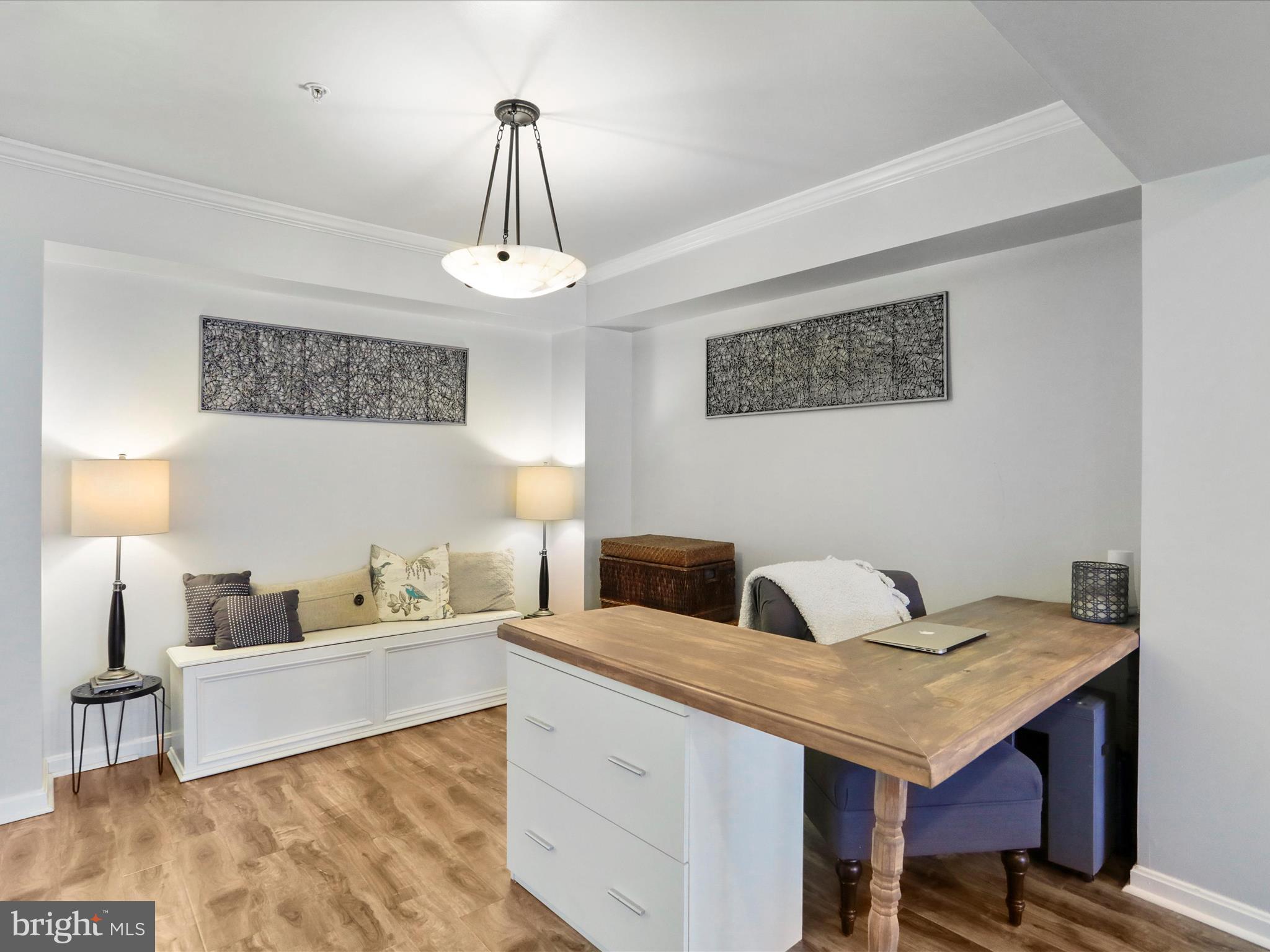 WORMANS MILL - Residential