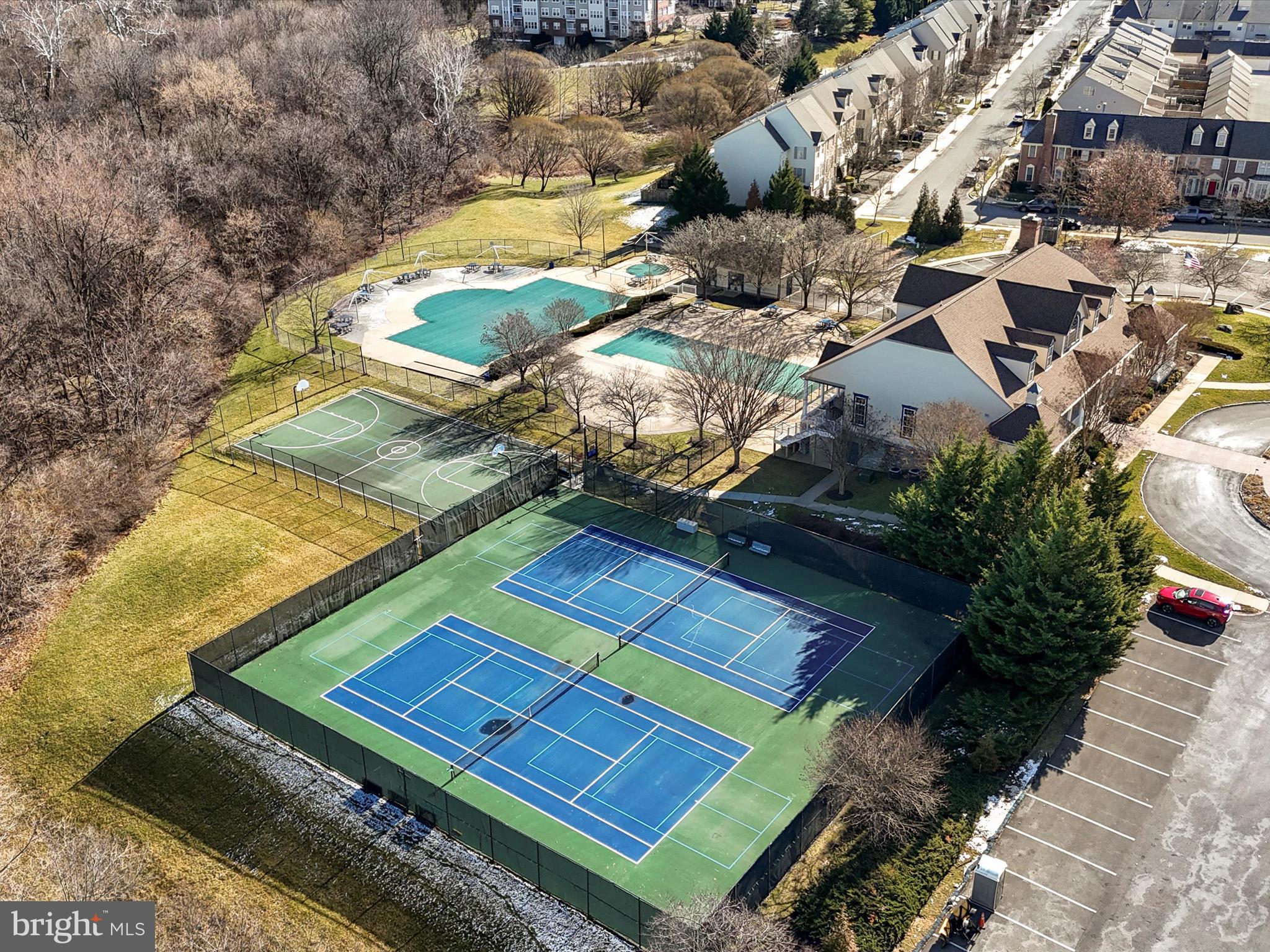 WORMANS MILL - Residential