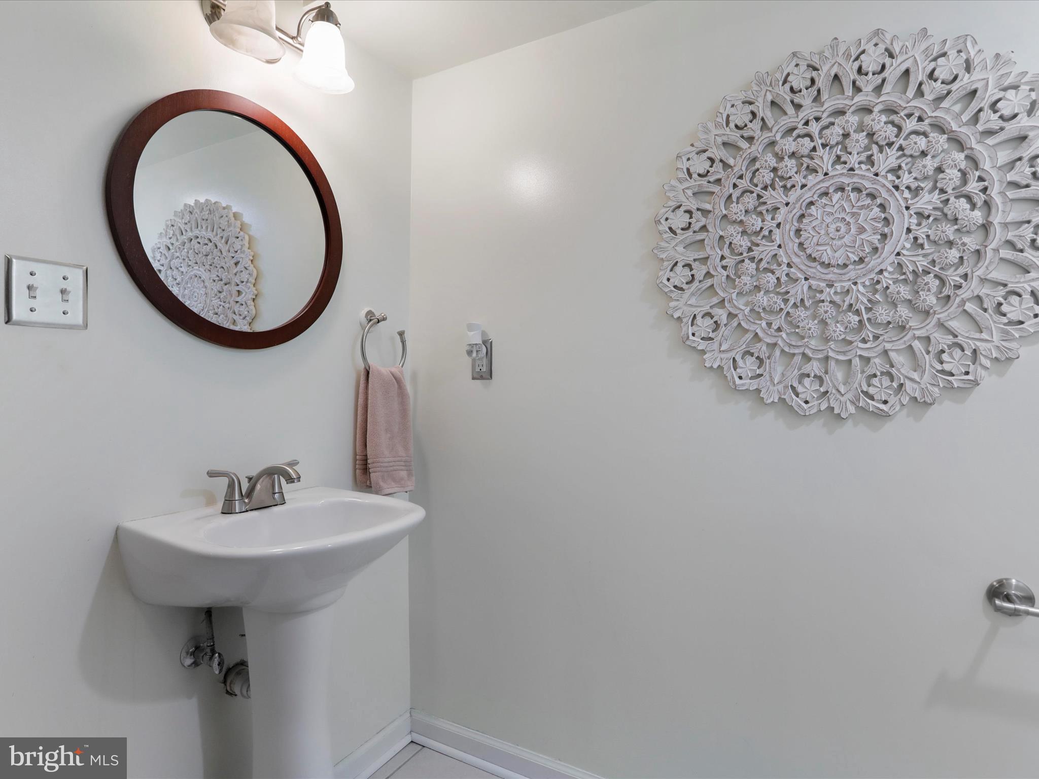 WORMANS MILL - Residential