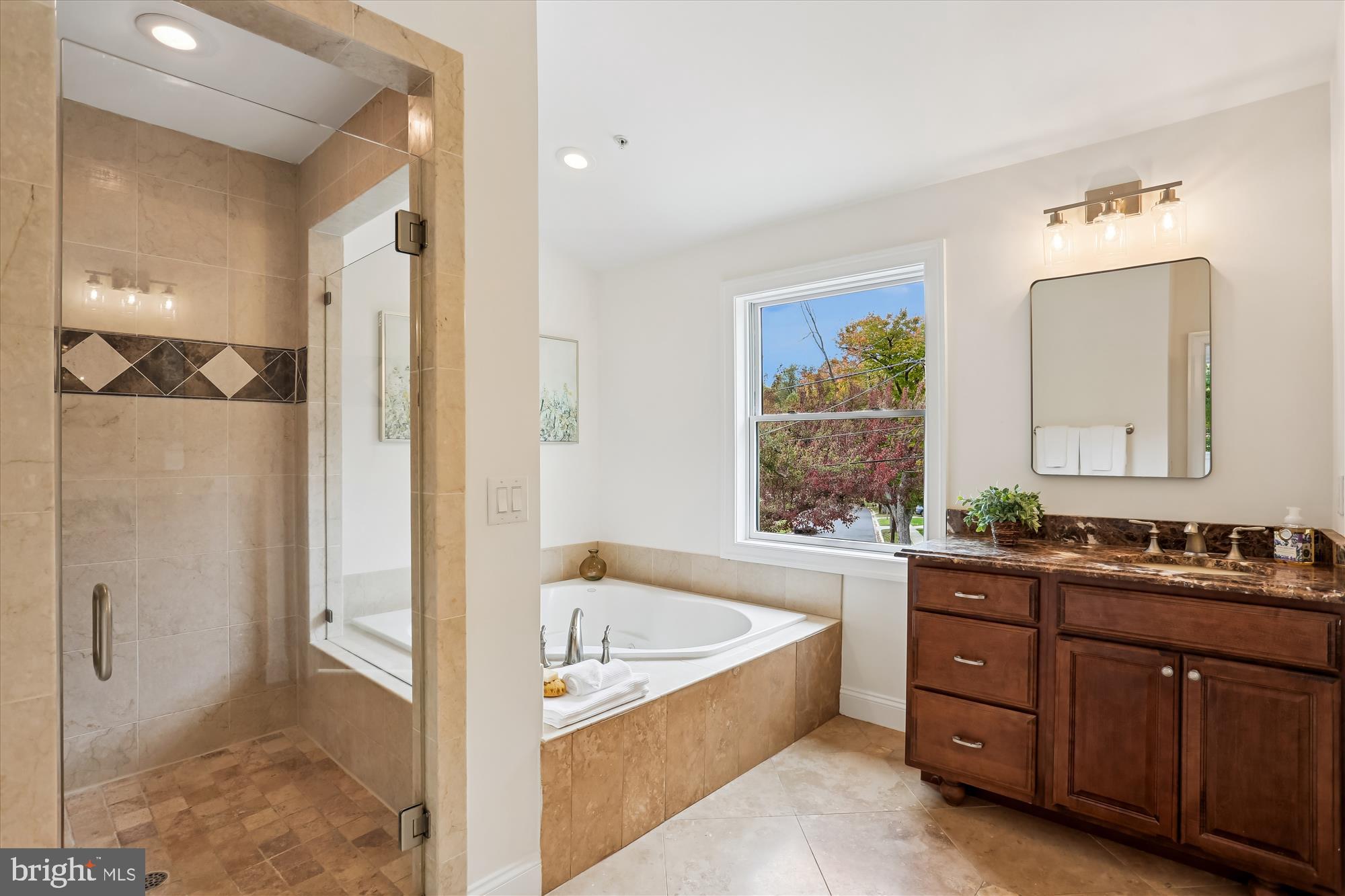 PARKWOOD - Residential