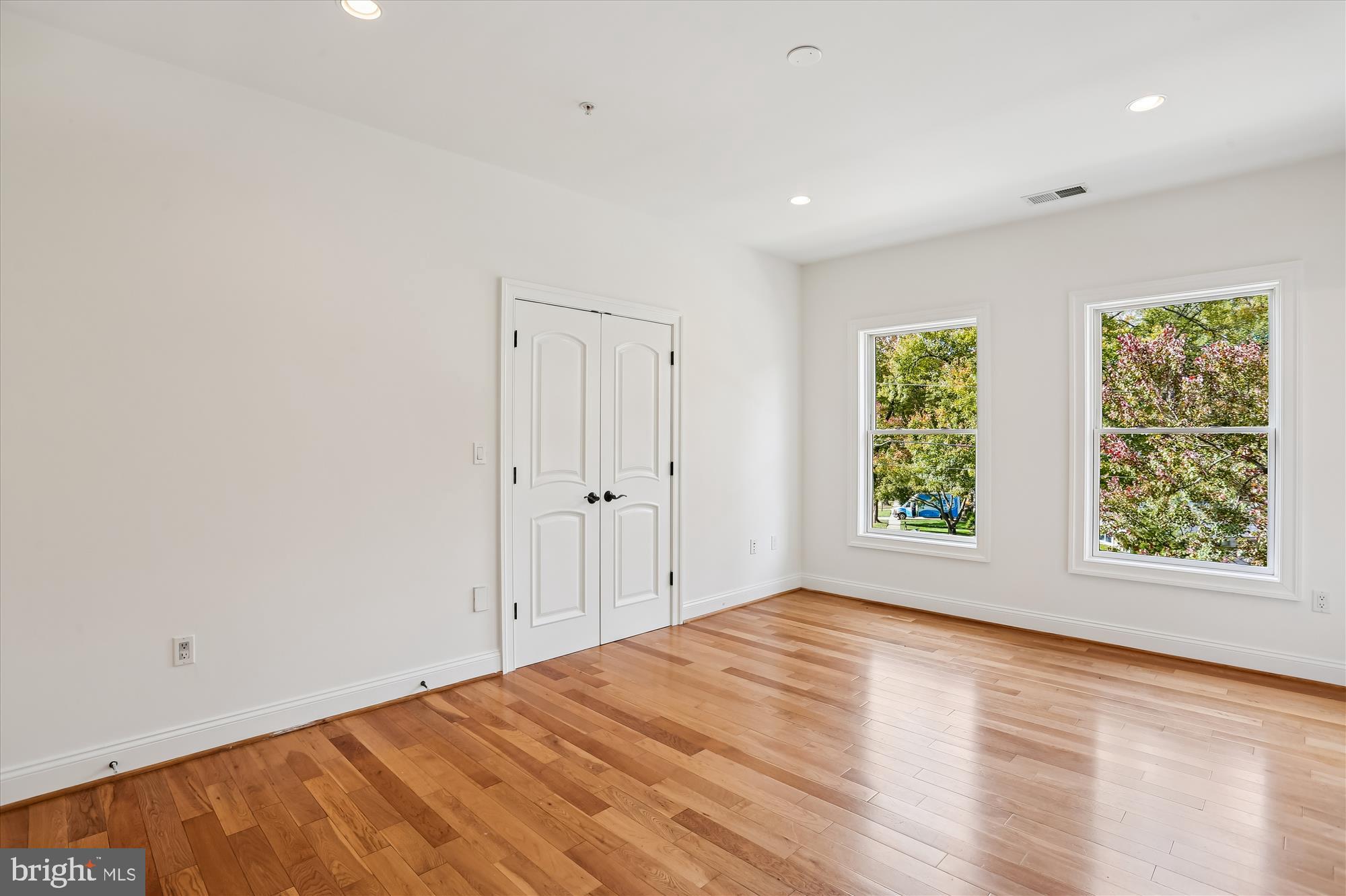 PARKWOOD - Residential