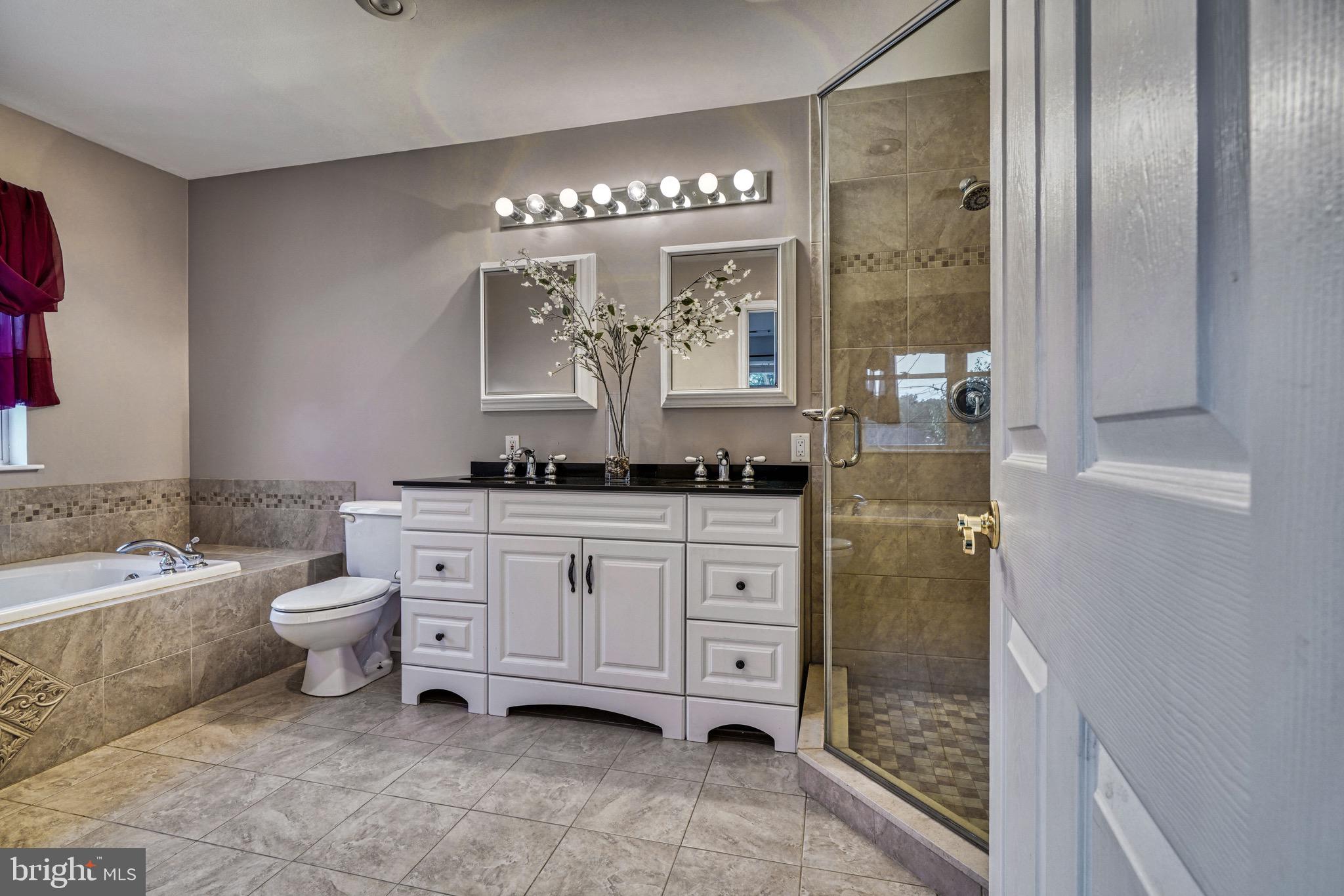 CARROLLWOOD - Residential