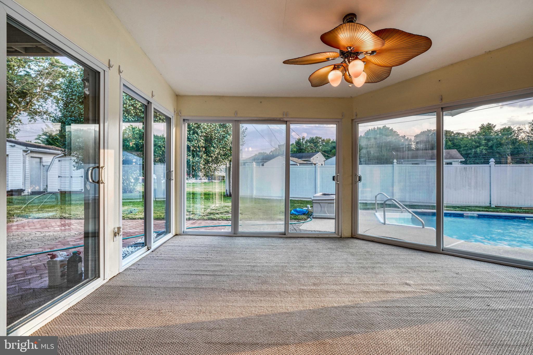 CARROLLWOOD - Residential