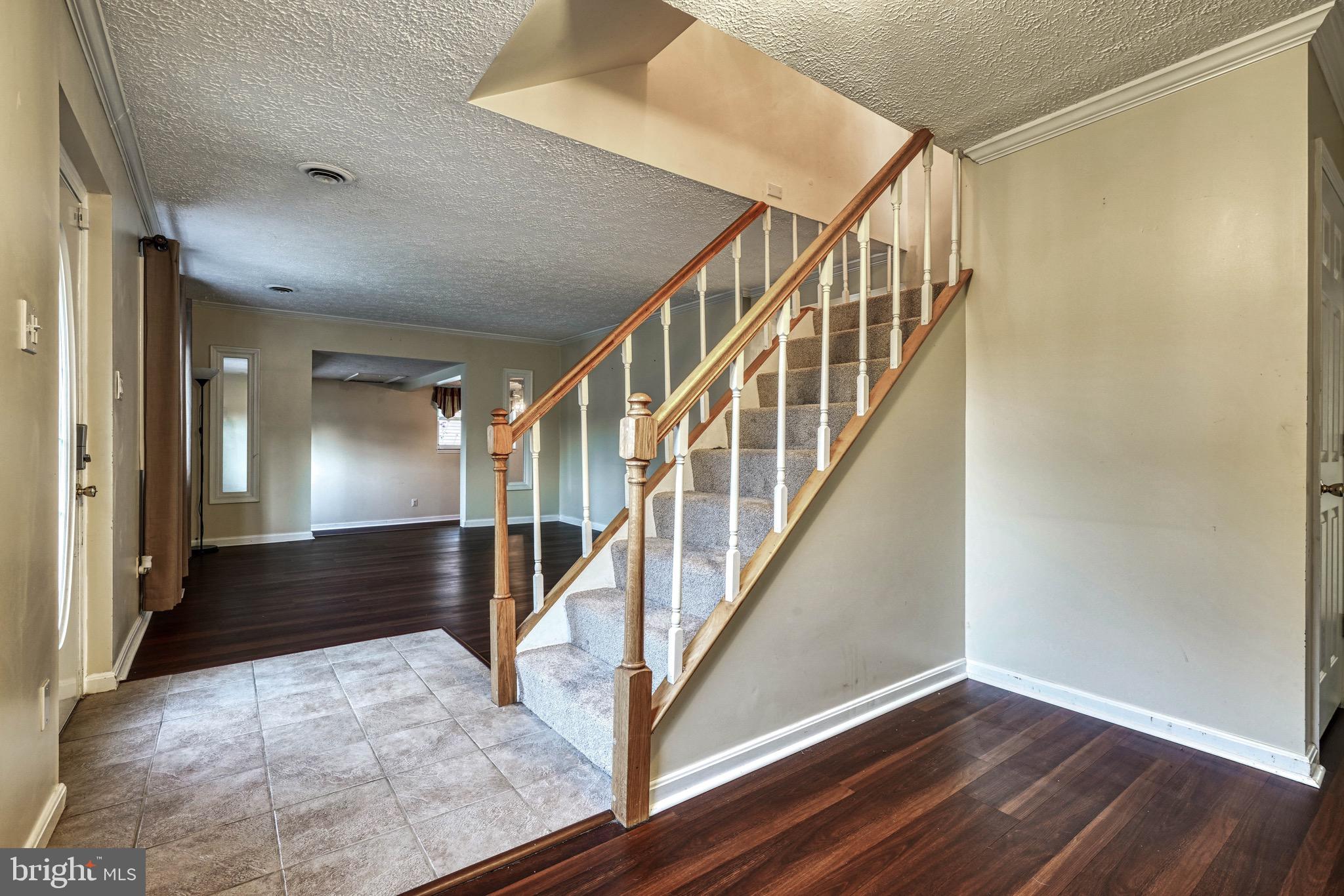 CARROLLWOOD - Residential