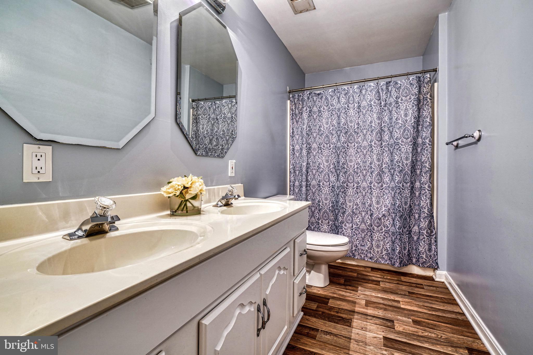 CARROLLWOOD - Residential