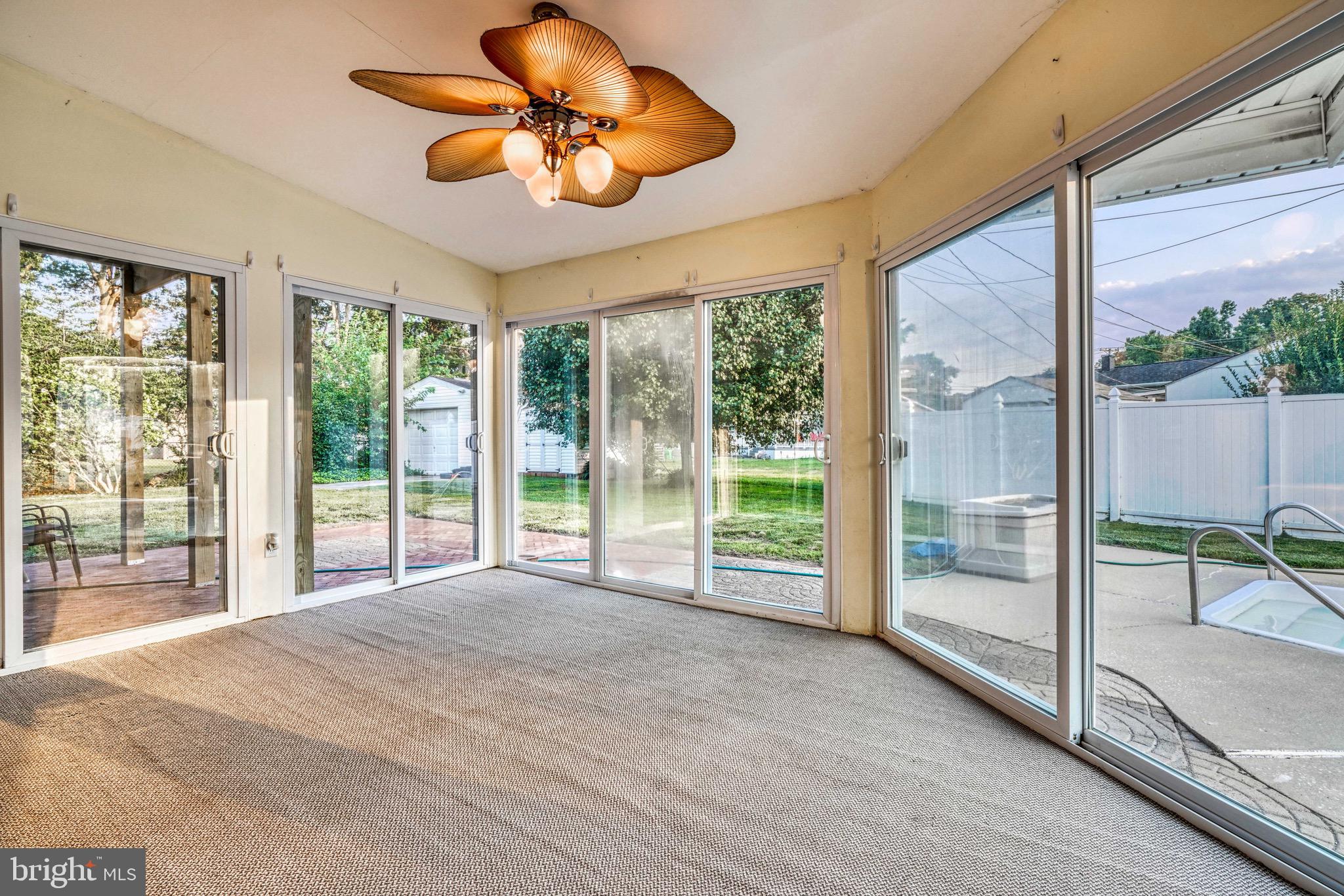 CARROLLWOOD - Residential