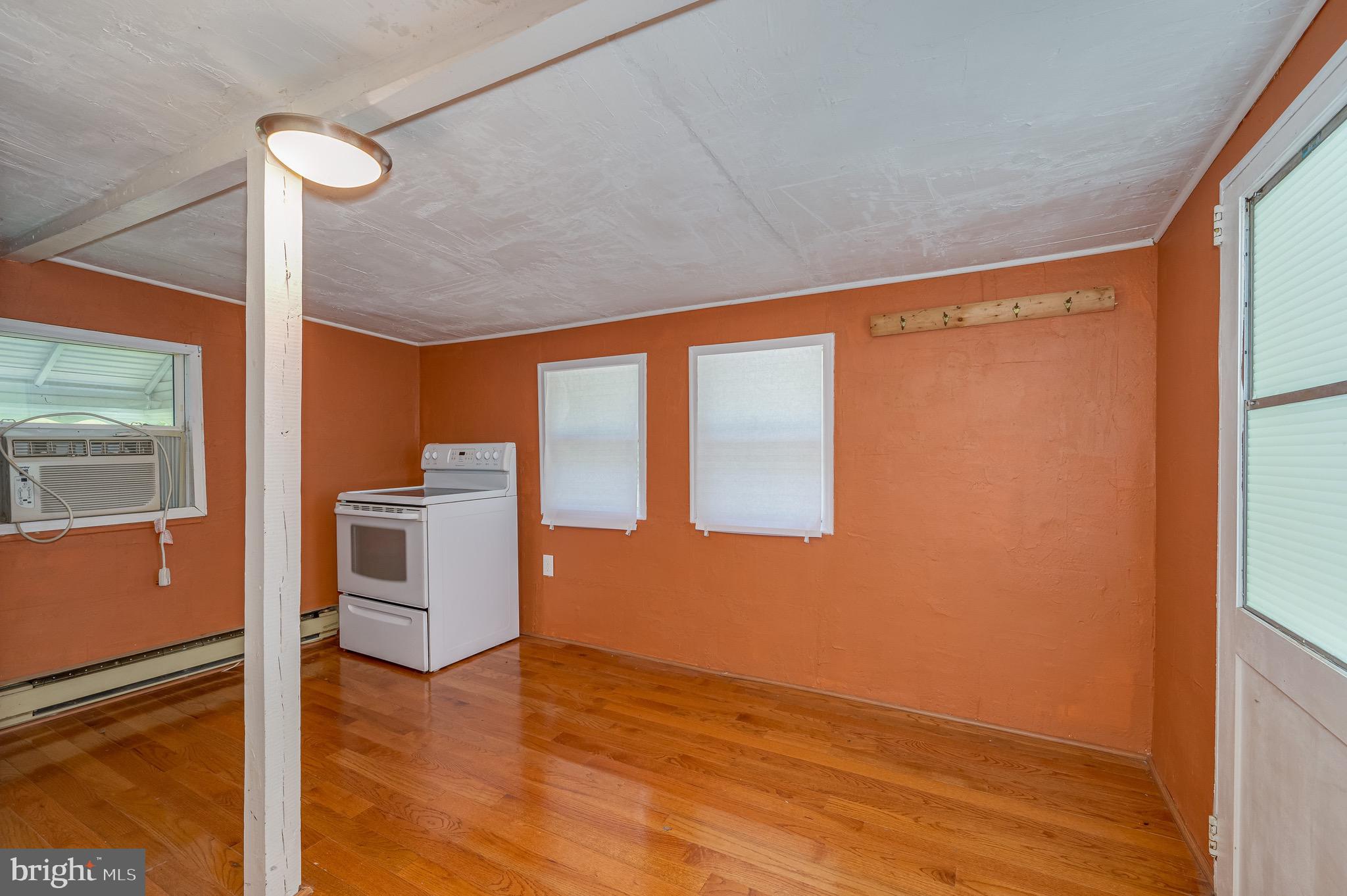 WILDE  ACRES - Residential