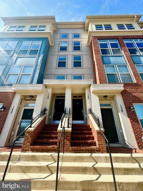 140 COPLEY CIRCLE 22B