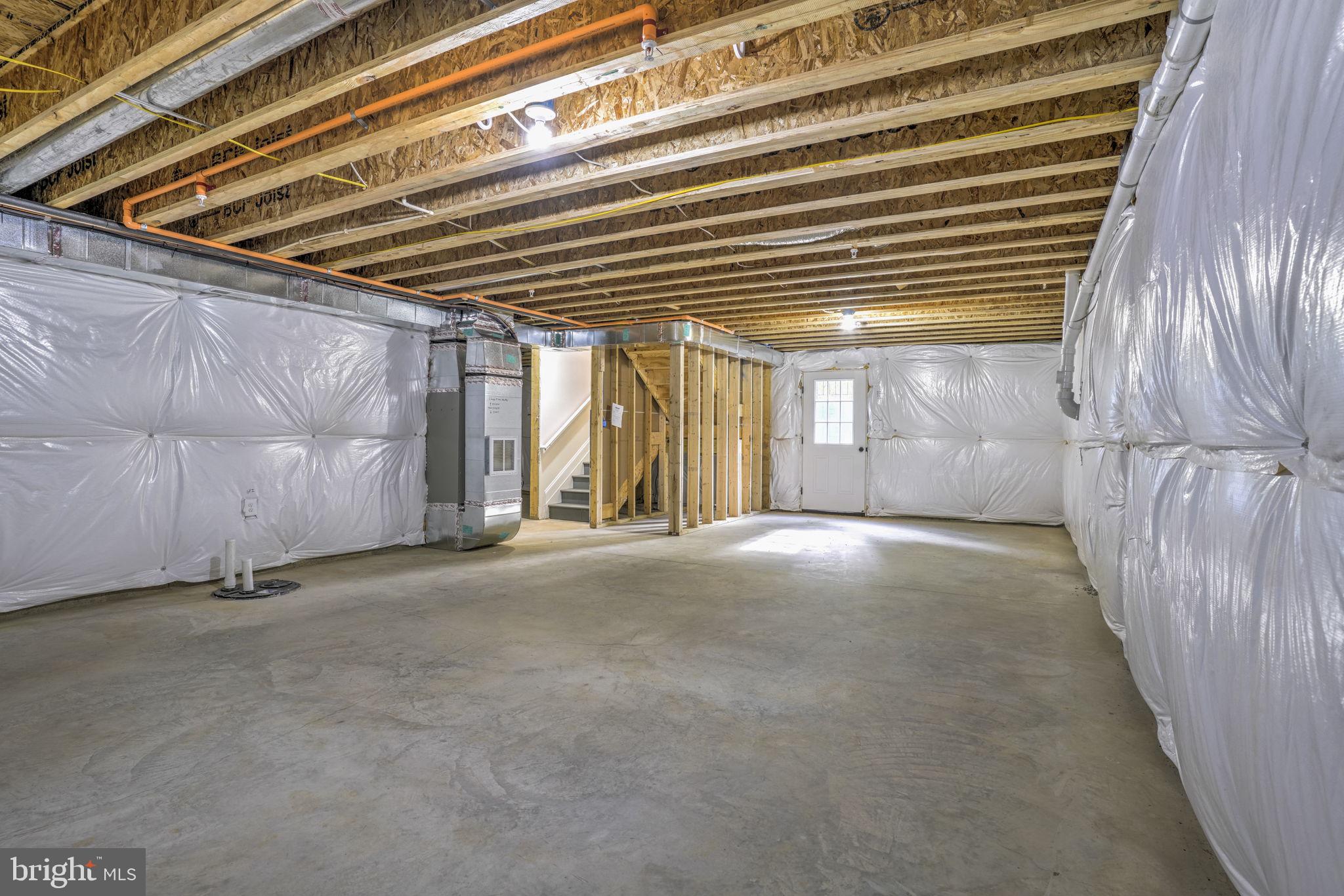 CLIFFTON ON THE POTOMAC - Residential