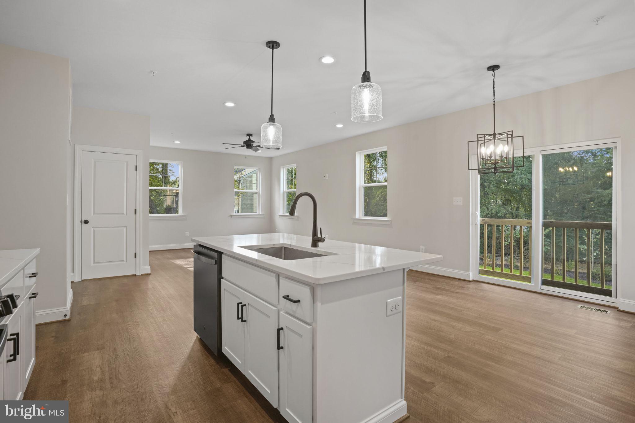 CLIFFTON ON THE POTOMAC - Residential