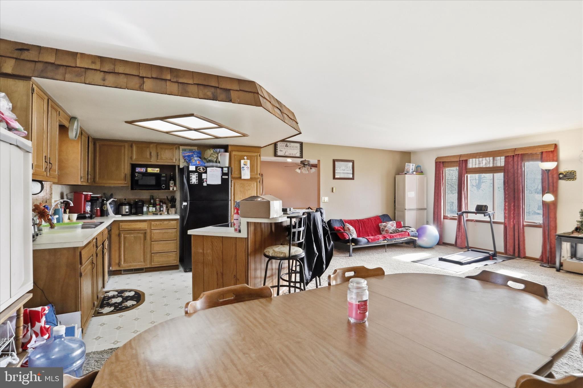 KNOBLEY ESTATES - Residential