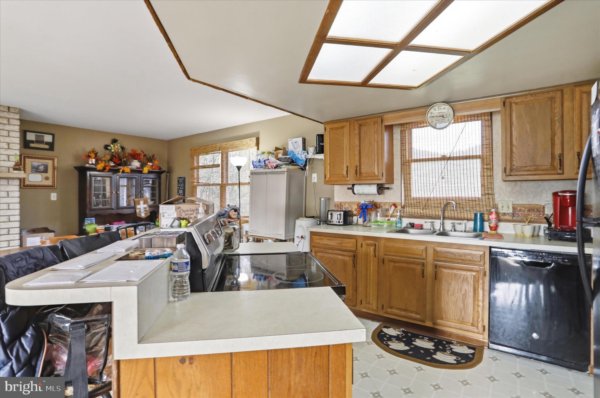 KNOBLEY ESTATES - Residential