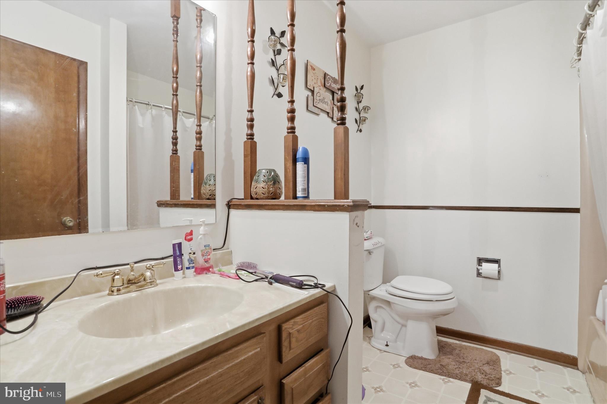 KNOBLEY ESTATES - Residential