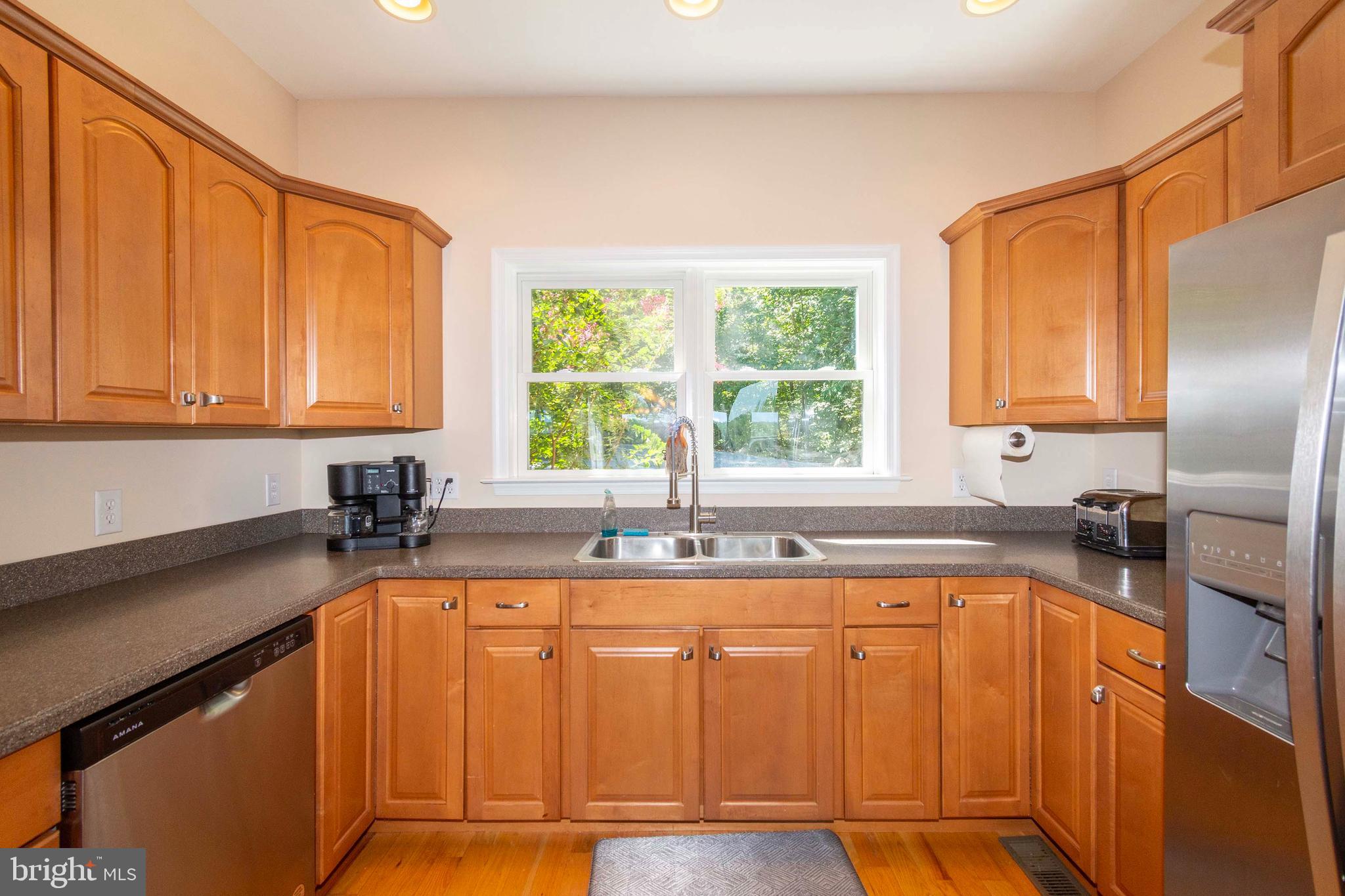 COUNTRYSIDE ON LAKE ANNA - Residential