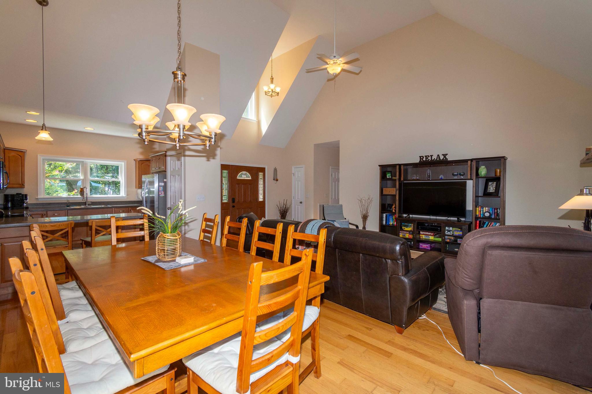 COUNTRYSIDE ON LAKE ANNA - Residential