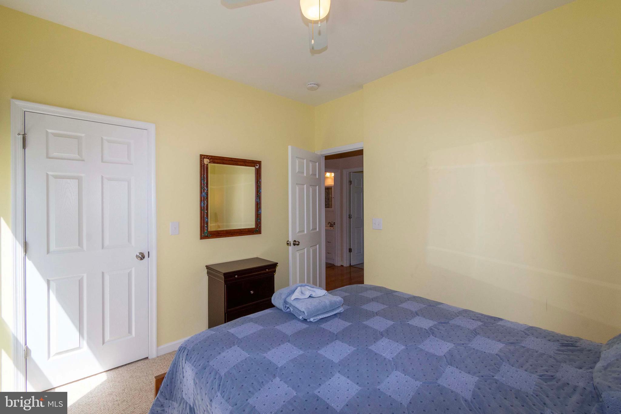 COUNTRYSIDE ON LAKE ANNA - Residential