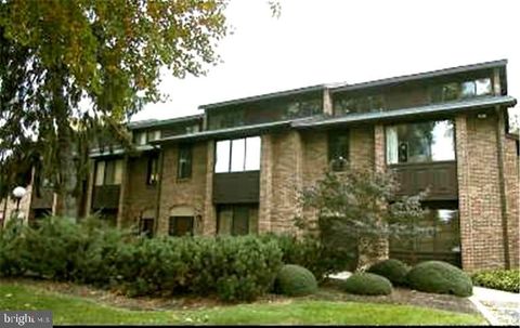 311 MAPLE AVENUE W C VIENNA VA 22180