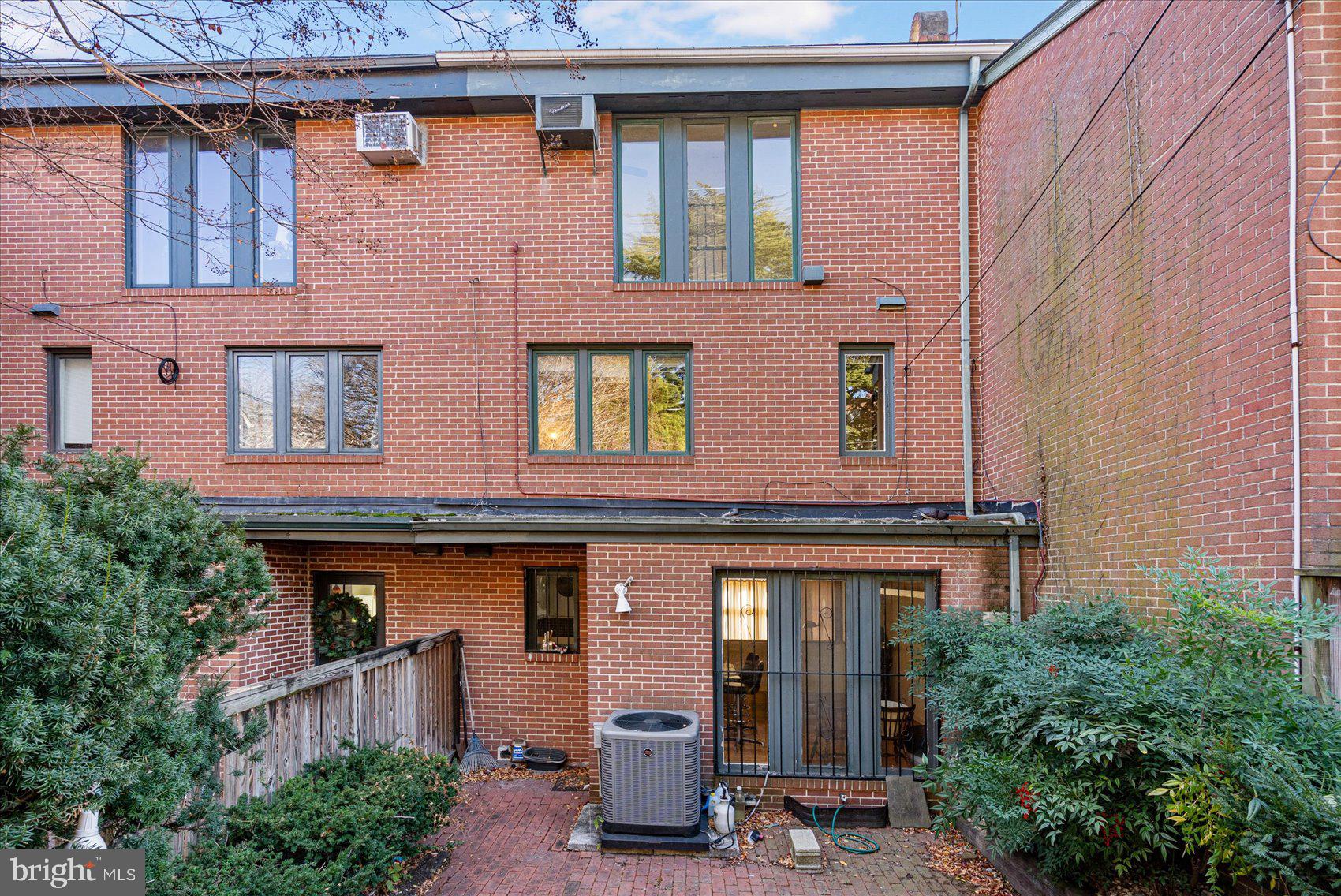 BOLTON HILL HISTORIC DISTRICT - Residential