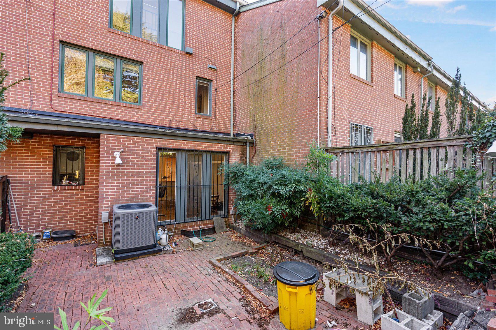 BOLTON HILL HISTORIC DISTRICT - Residential