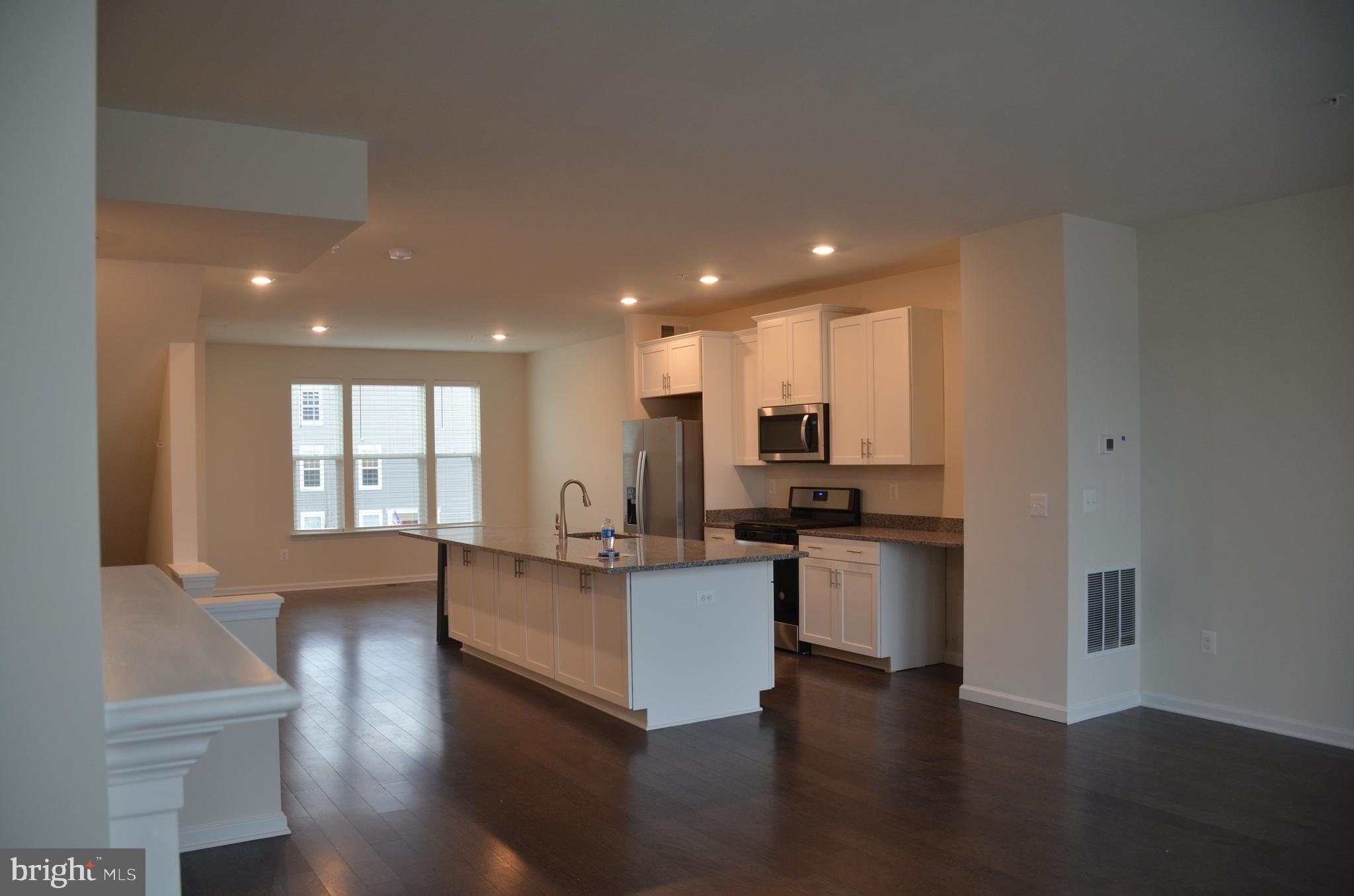 5609 TALLYN HUNT PLACE