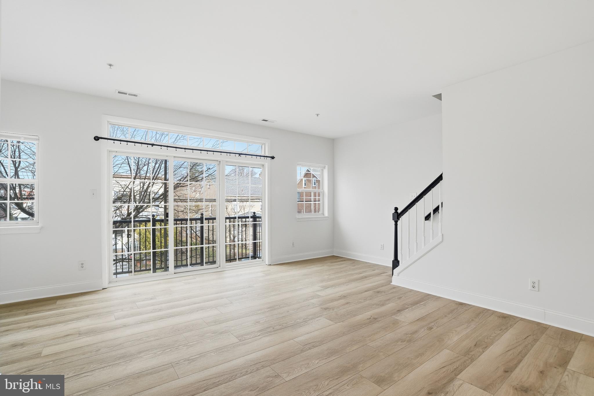 GREEN STREET MEWS - Residential